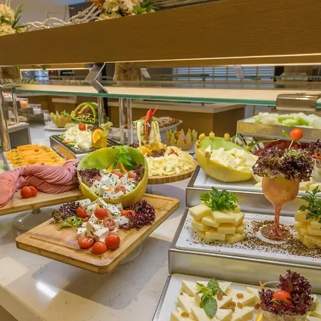 Golden Age Taksim 호텔 4*