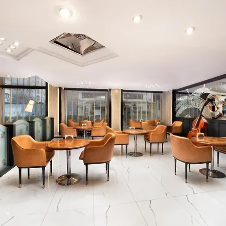 Golden Age Taksim 호텔