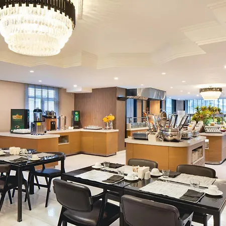Golden Age Taksim 4*