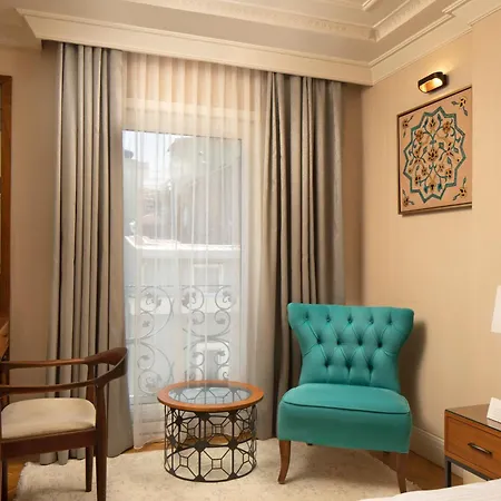 Golden Age Taksim 4*