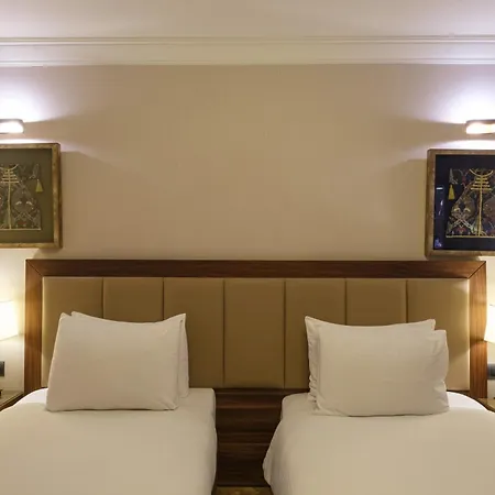 Golden Age Taksim 4*