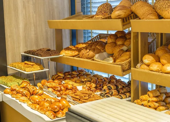 Golden Age Taksim 4*