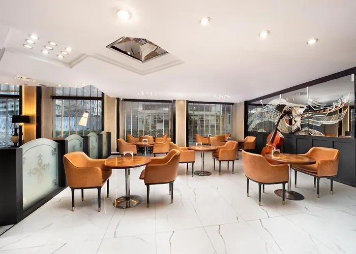 Golden Age Taksim Отель