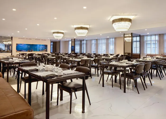 Golden Age Taksim Отель 4*