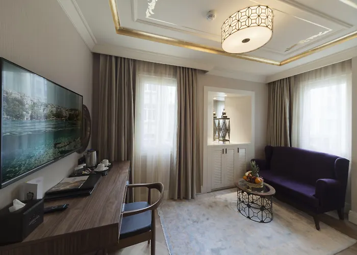 Отель Golden Age Taksim 4*