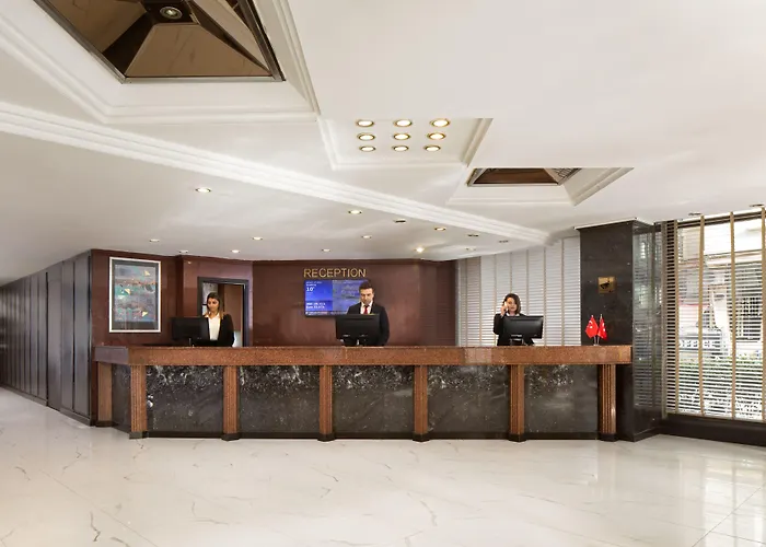 Golden Age Taksim 4*