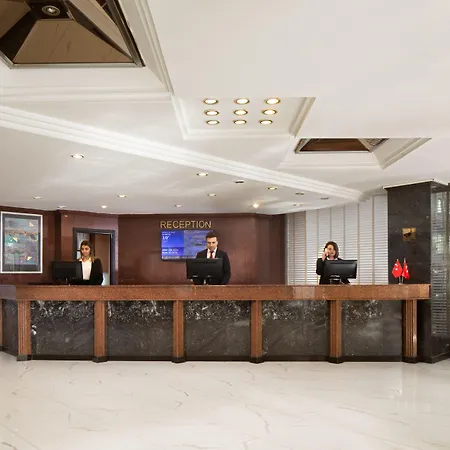 Golden Age Taksim 4*